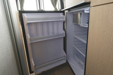 Großer Kühlschrank