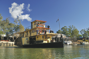 PS Emmylou in Echuca