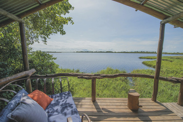 Guma Lagoon Camp, ©Bruce Taylor