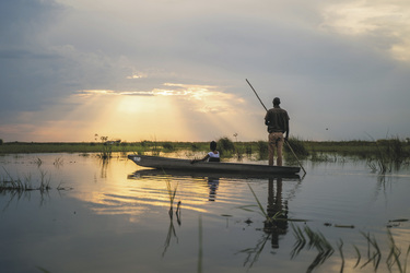 Mokorofahrt zum Sonnenuntergang, ©African Bush Camps