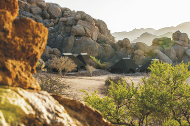 Ai-Aiba Rock Painting Lodge, ©Roy van der Merwe