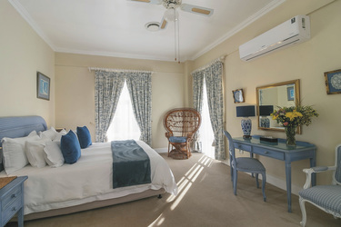 Deluxe Suite, ©St. James of Knysna