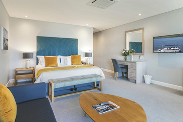 Deluxe Suite, ©St. James of Knysna