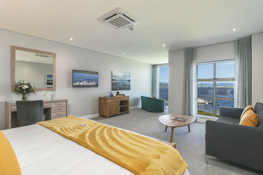 Deluxe Suite, ©St. James of Knysna