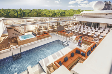 Pooldeck der Hanseatic inspiration