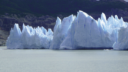 Eisberge im Lago Grey, NP Torres del Paine, ©Andes Nativa