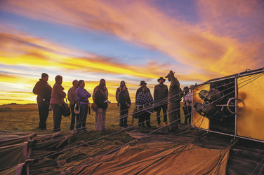 Vor dem Start!, ©Serengeti Balloon Safaris