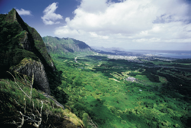 Nuuanu Pali Lookout