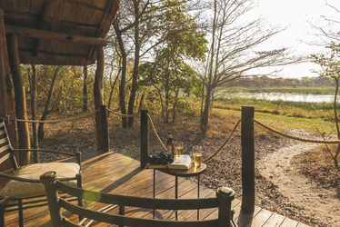 Zimmerausblick im Nanzhila Plains Safari Camp, ©Hidden Gems of Zambia