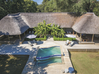 Hauptbereich des Luangwa River Camps, ©Robin Pope Safaris