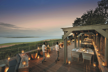 Abendessen am Lake Kariba, ©African Bush Camps